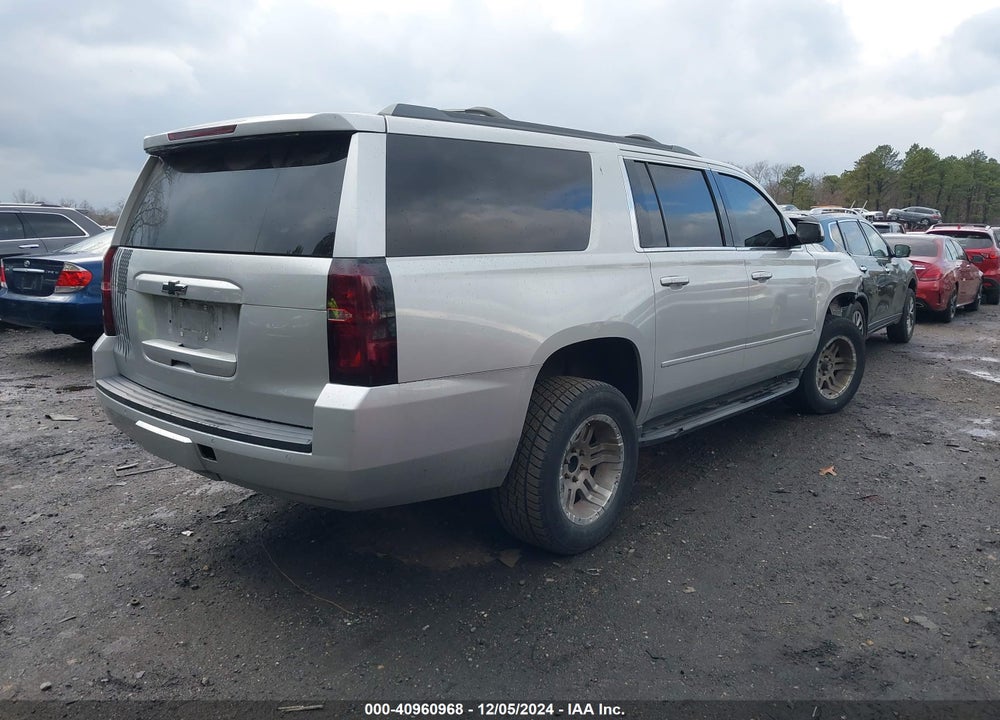 2017 CHEVROLET SUBURBAN LT VIN: 1GNSKHKC1HR342807