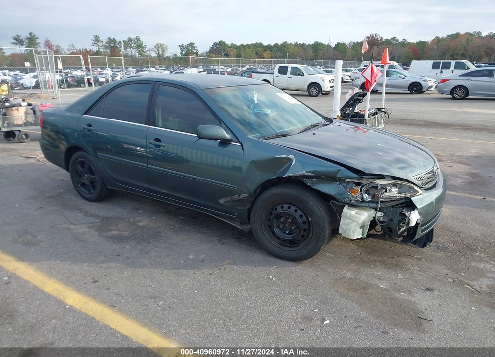 2002 TOYOTA CAMRY SE VIN: 4T1BE32K72U581904