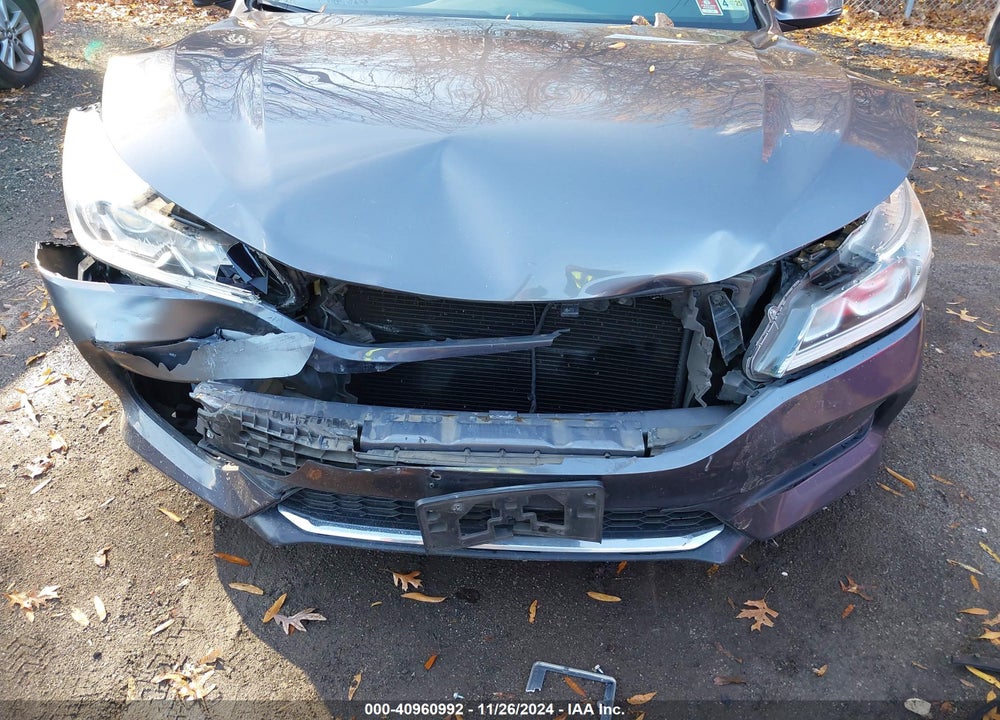 2017 HONDA ACCORD VIN: 1HGCR2F78HA220156