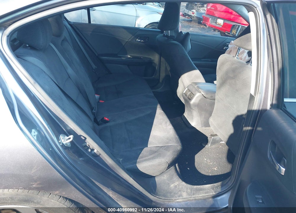 2017 HONDA ACCORD VIN: 1HGCR2F78HA220156