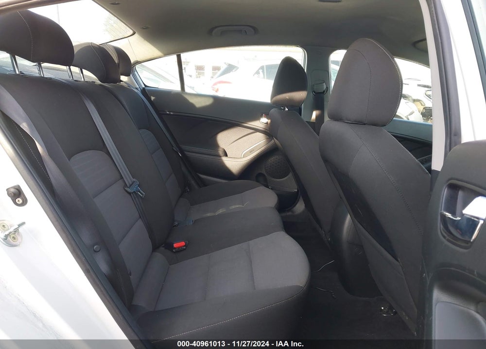 2017 KIA FORTE S VIN: 3KPFL4A7XHE096520
