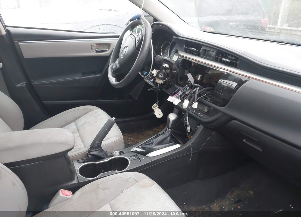 2016 TOYOTA COROLLA VIN: 5YFBURHE5GP412500