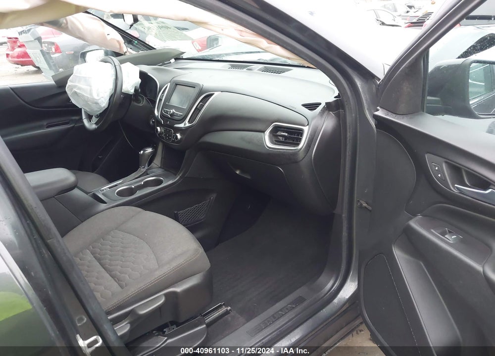 2018 CHEVROLET EQUINOX LT VIN: 2GNAXJEV9J6305734