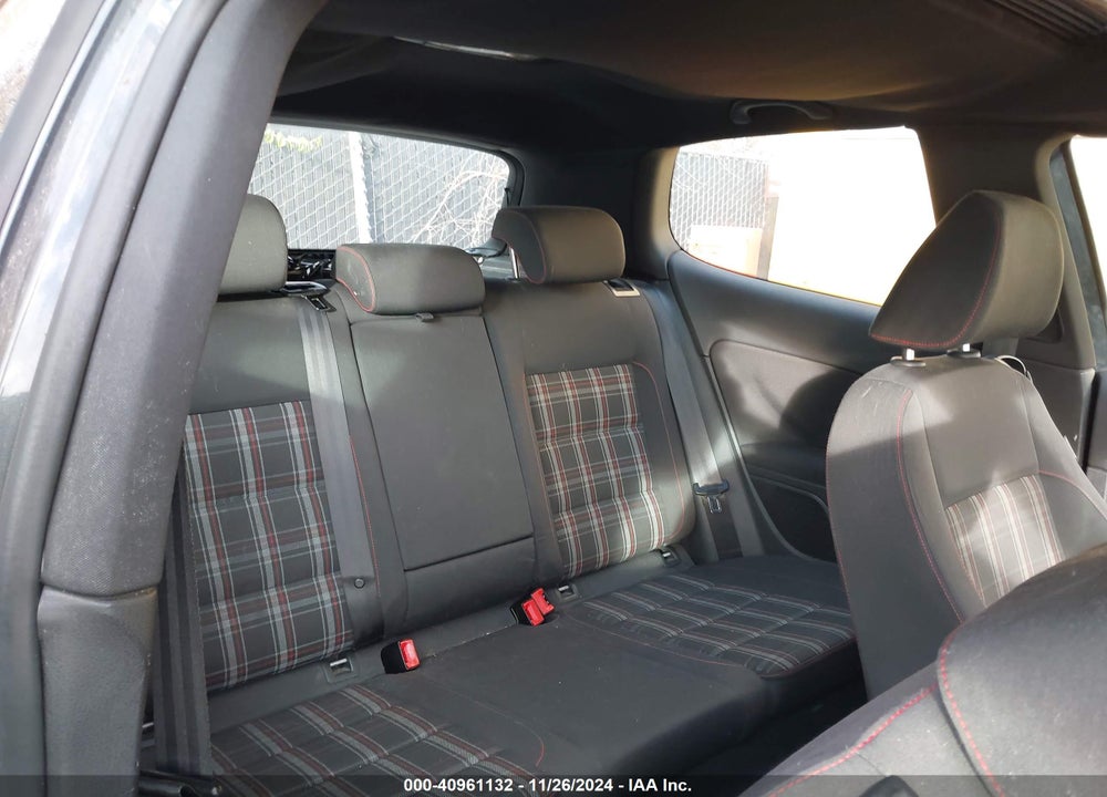 2010 VOLKSWAGEN GTI 2-DOOR VIN: WVWEV7AJ7AW324486