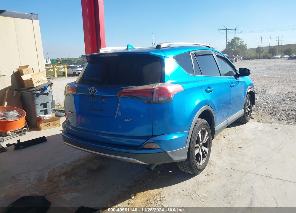 2016 TOYOTA RAV4 XLE VIN: 2T3WFREV3GW241073