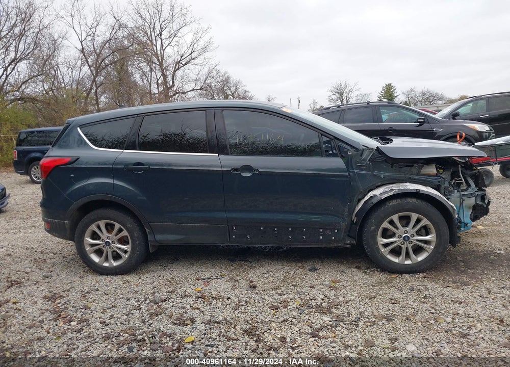 2019 FORD ESCAPE SE VIN: 1FMCU0GD9KUA96051