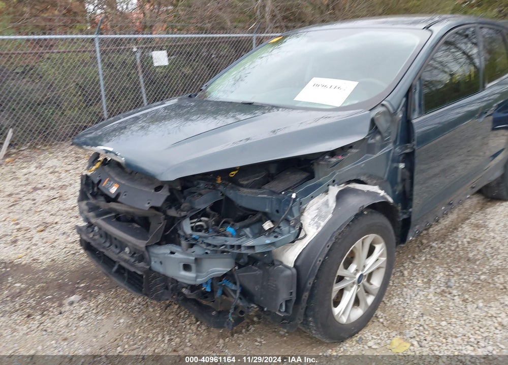 2019 FORD ESCAPE SE VIN: 1FMCU0GD9KUA96051