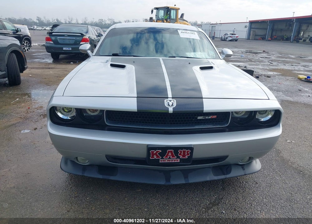2008 DODGE CHALLENGER VIN: 2B3LJ74W78H300936