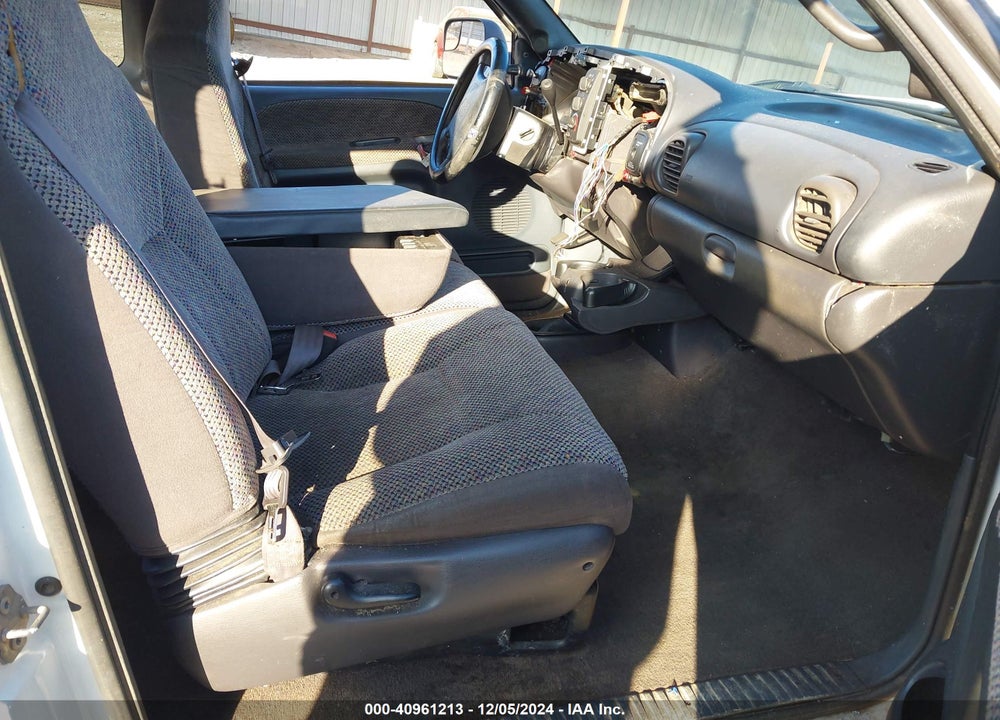 1998 DODGE RAM 2500 LARAMIE SLT/ST VIN: 1B7KF23D8WJ143492