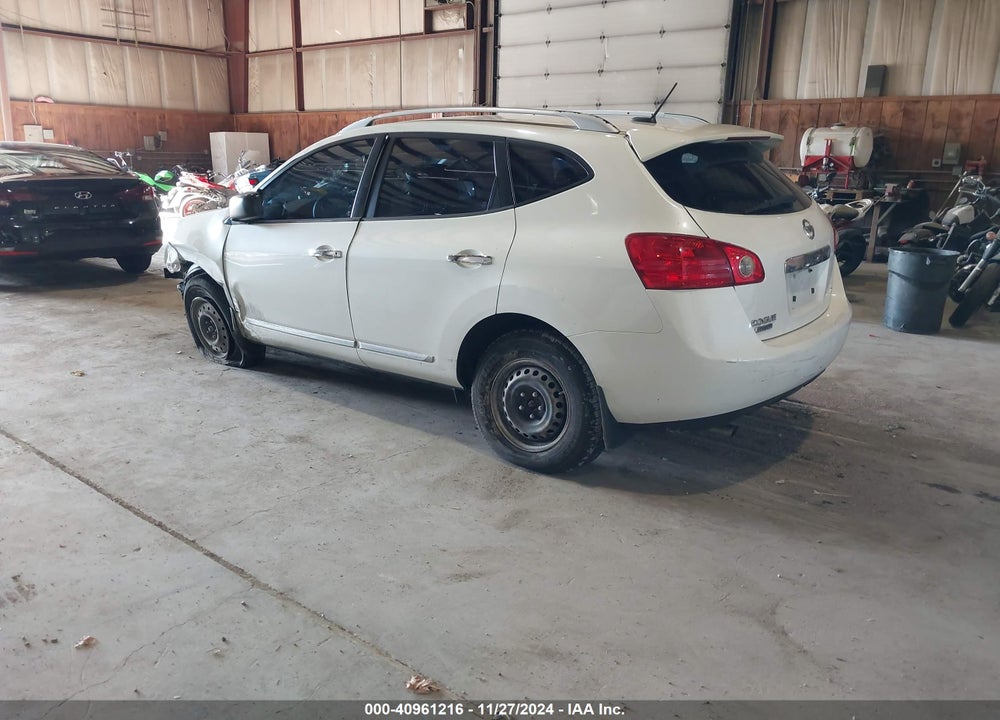 2014 NISSAN ROGUE SELECT S VIN: JN8AS5MV9EW715336