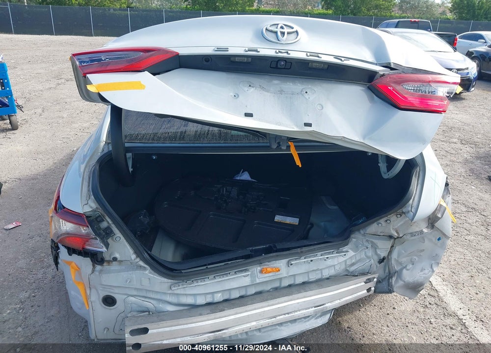 2022 TOYOTA CAMRY VIN: 4T1C11AK7NU008477
