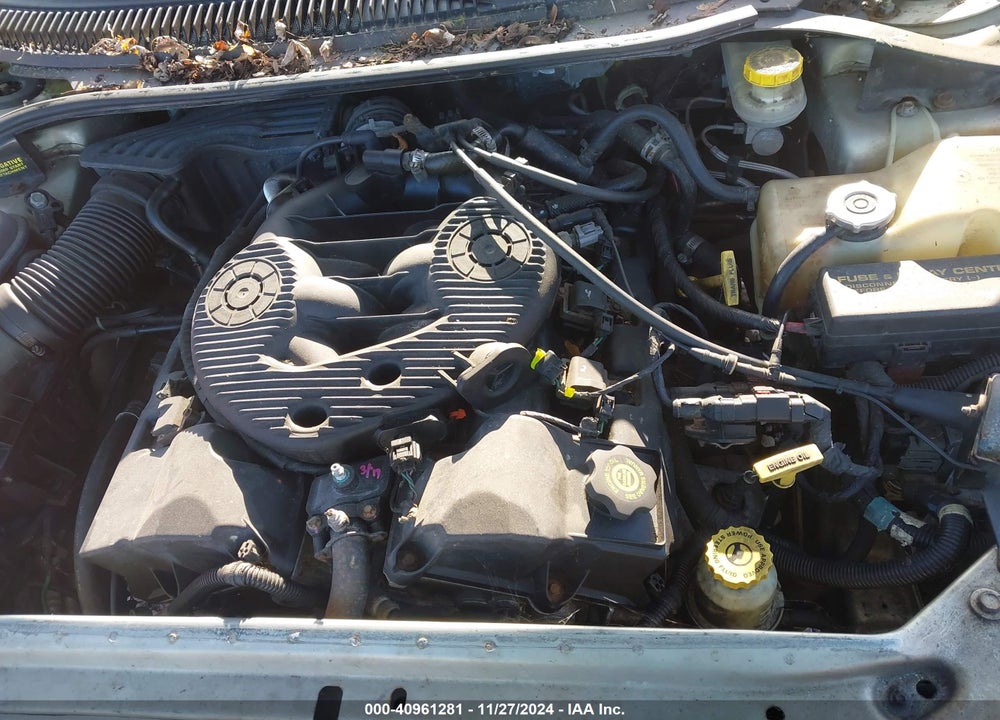 2000 DODGE INTREPID VIN: 2B3HD46R4YH316837