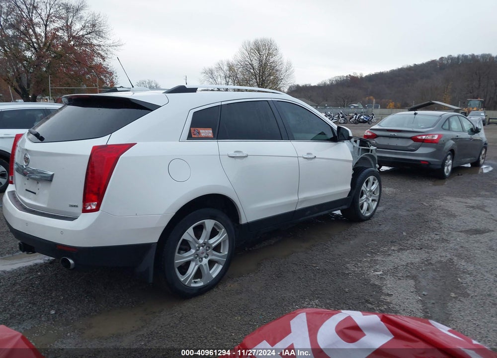 2016 CADILLAC SRX PERFORMANCE COLLECTION VIN: 3GYFNCE37GS520760
