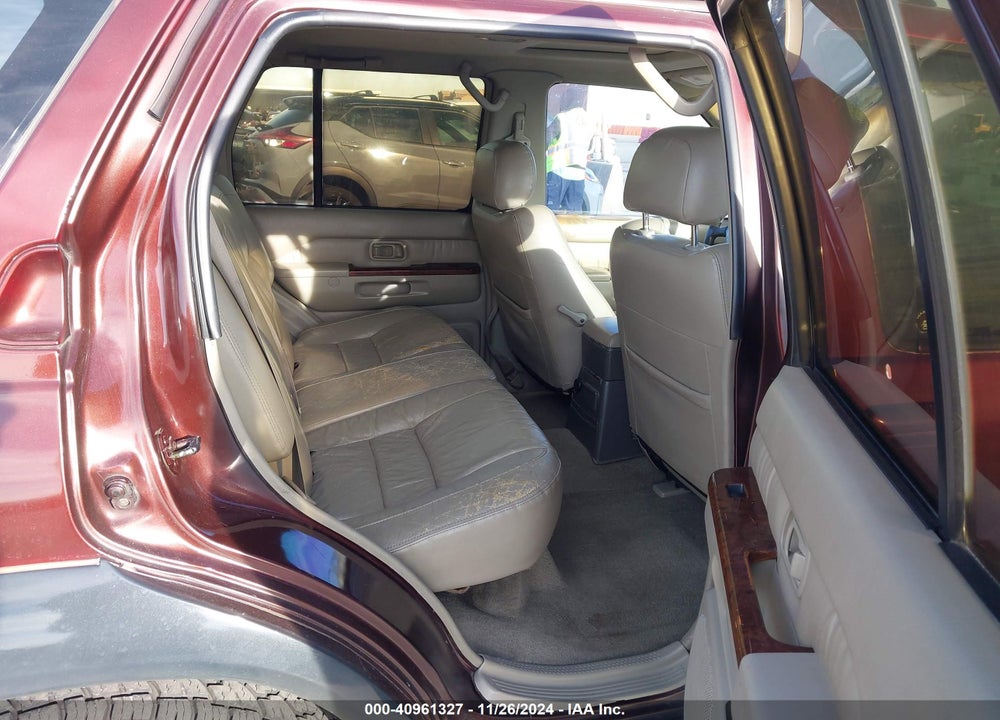 1998 INFINITI QX4 VIN: JNRAR05Y1WW032969