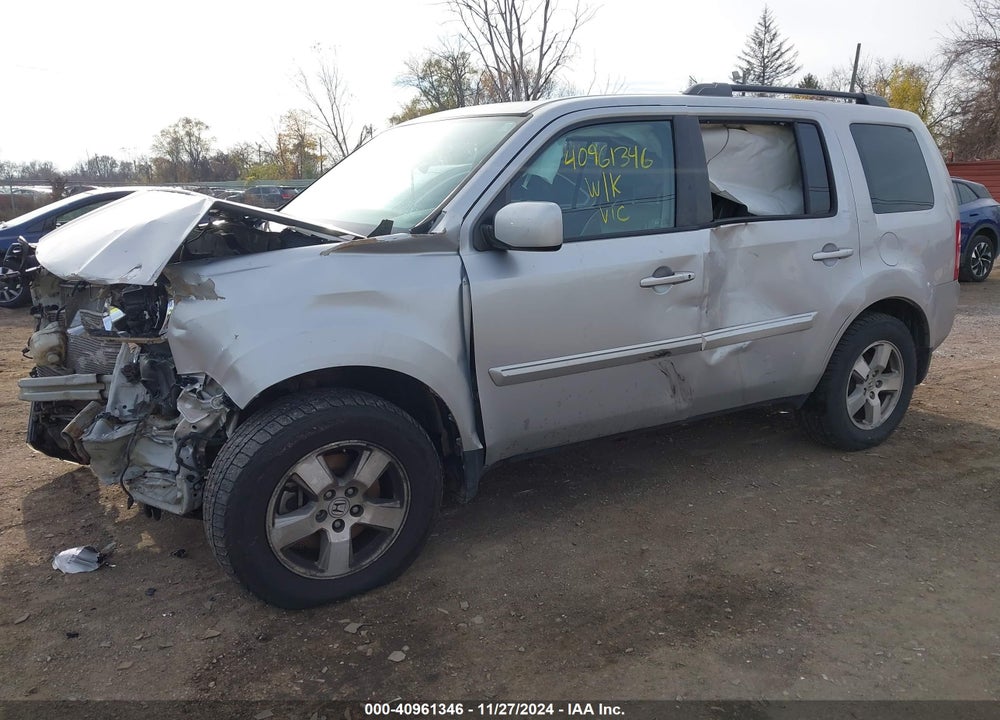 2011 HONDA PILOT EX-L VIN: 5FNYF4H50BB068358
