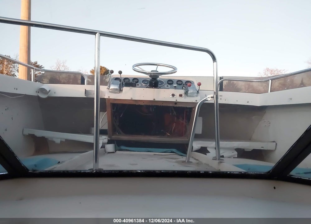 1984 SILVERTON BOAT VIN: STN31065M84C31C