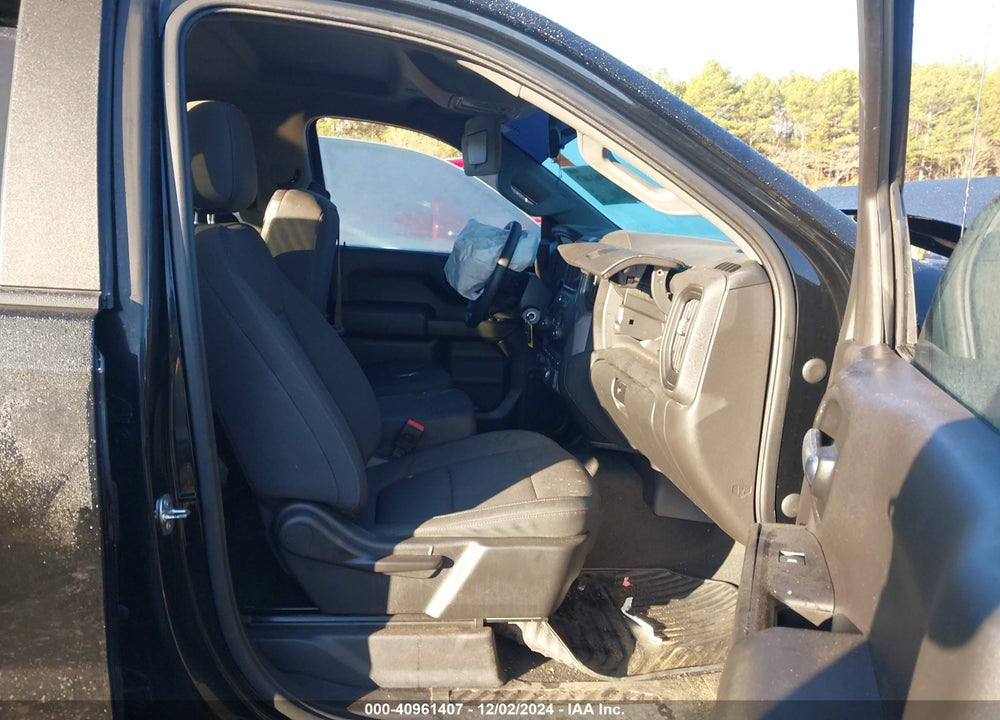 2021 CHEVROLET SILVERADO 1500 4WD SHORT BED CUSTOM VIN: 3GCPYBEK1MG229432