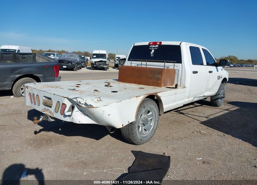 2018 RAM 2500 TRADESMAN 4X2 8' BOX VIN: 3C6UR4HL8JG340319