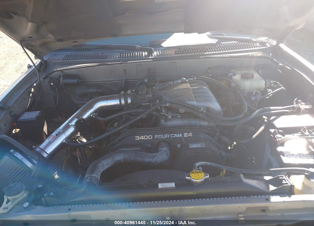 2002 TOYOTA 4RUNNER SR5 V6 VIN: JT3HN86R020389237