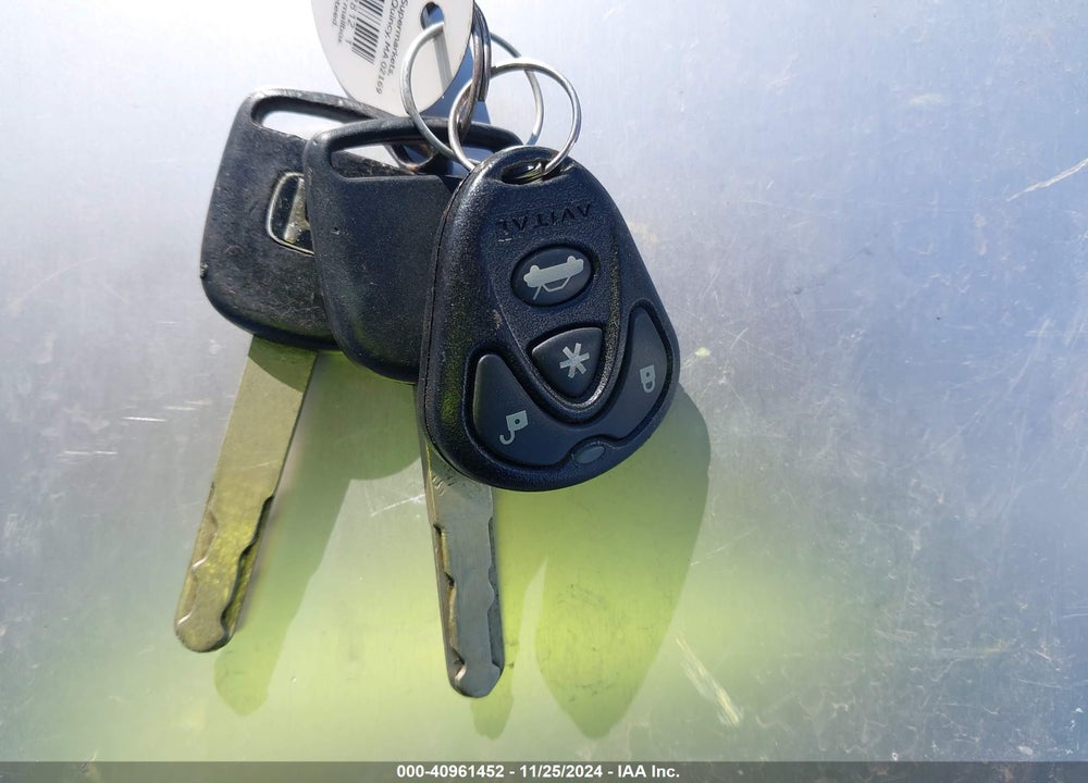 2005 HONDA CIVIC LX VIN: 2HGES16535H550967