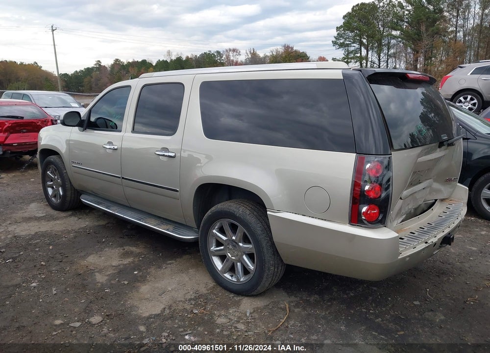 2013 GMC YUKON XL 1500 DENALI VIN: 1GKS2MEF1DR164757