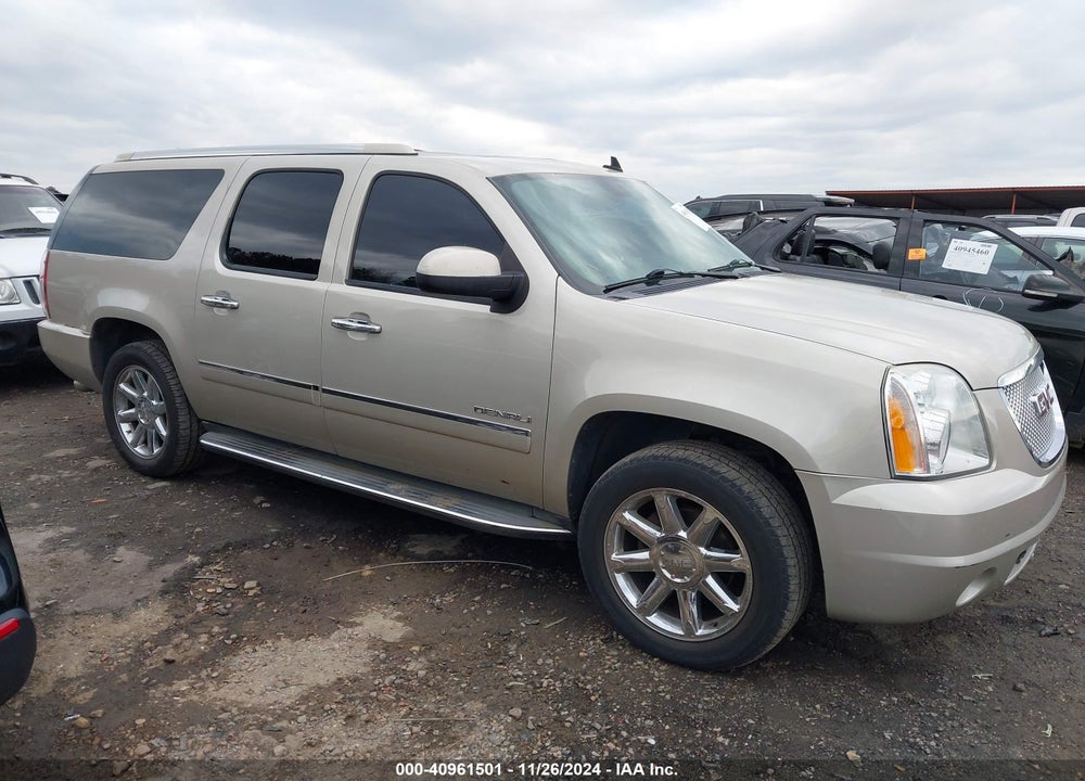2013 GMC YUKON XL 1500 DENALI VIN: 1GKS2MEF1DR164757