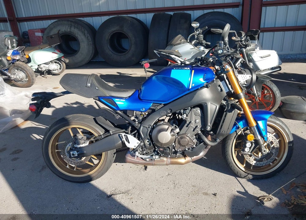 2023 YAMAHA MTM890 VIN: JYARN80E7PA001438