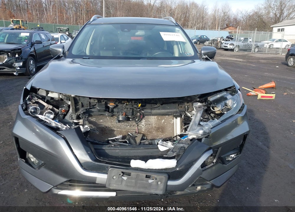 2018 NISSAN ROGUE SL VIN: JN8AT2MV9JW329621