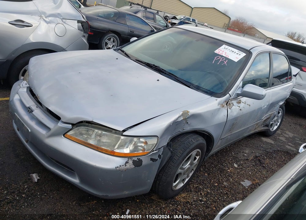 1998 HONDA ACCORD VIN: 1HGCG5640WA035383