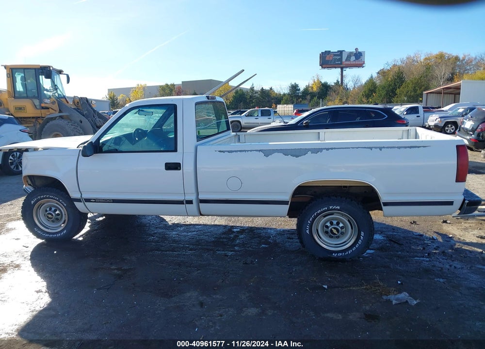 2000 CHEVROLET C2500 VIN: 1GCGC24RXYR143278