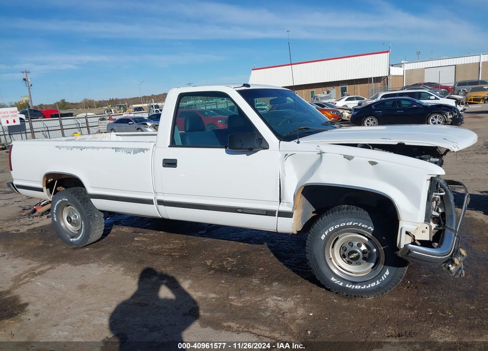2000 CHEVROLET C2500 VIN: 1GCGC24RXYR143278