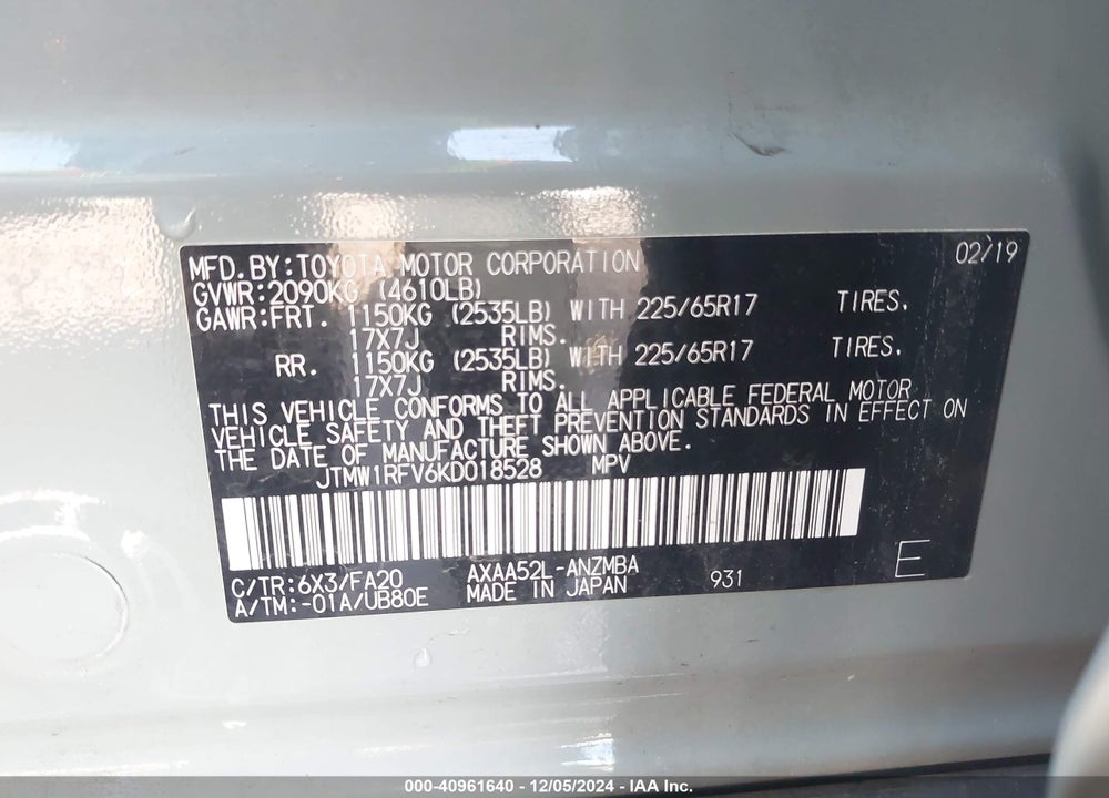 2019 TOYOTA RAV4 XLE VIN: JTMW1RFV6KD018528