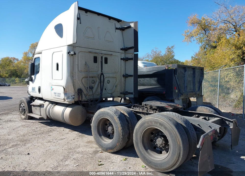 2016 FREIGHTLINER CASCADIA 125 VIN: 1FUJGLD54GLHN1596