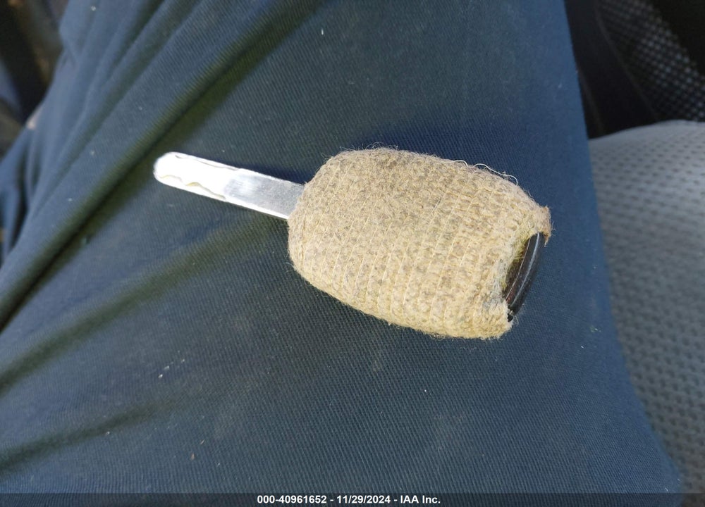 2006 HONDA PILOT EX VIN: 5FNYF18426B016760