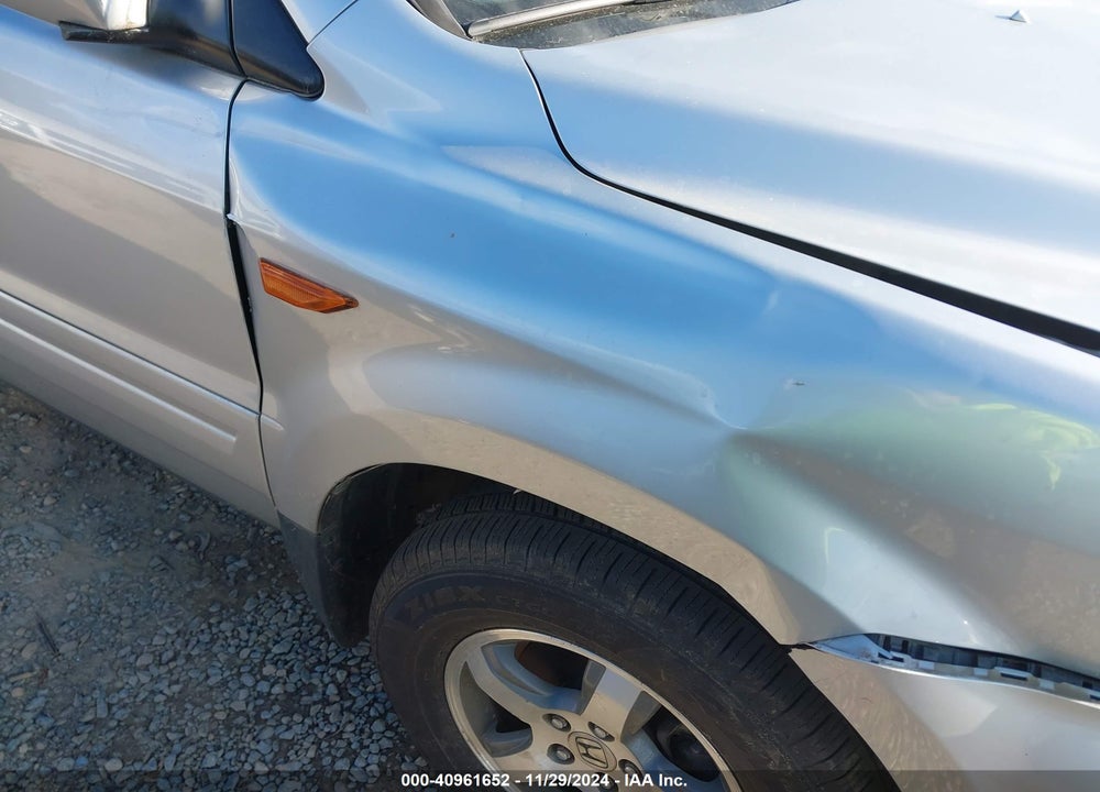 2006 HONDA PILOT EX VIN: 5FNYF18426B016760