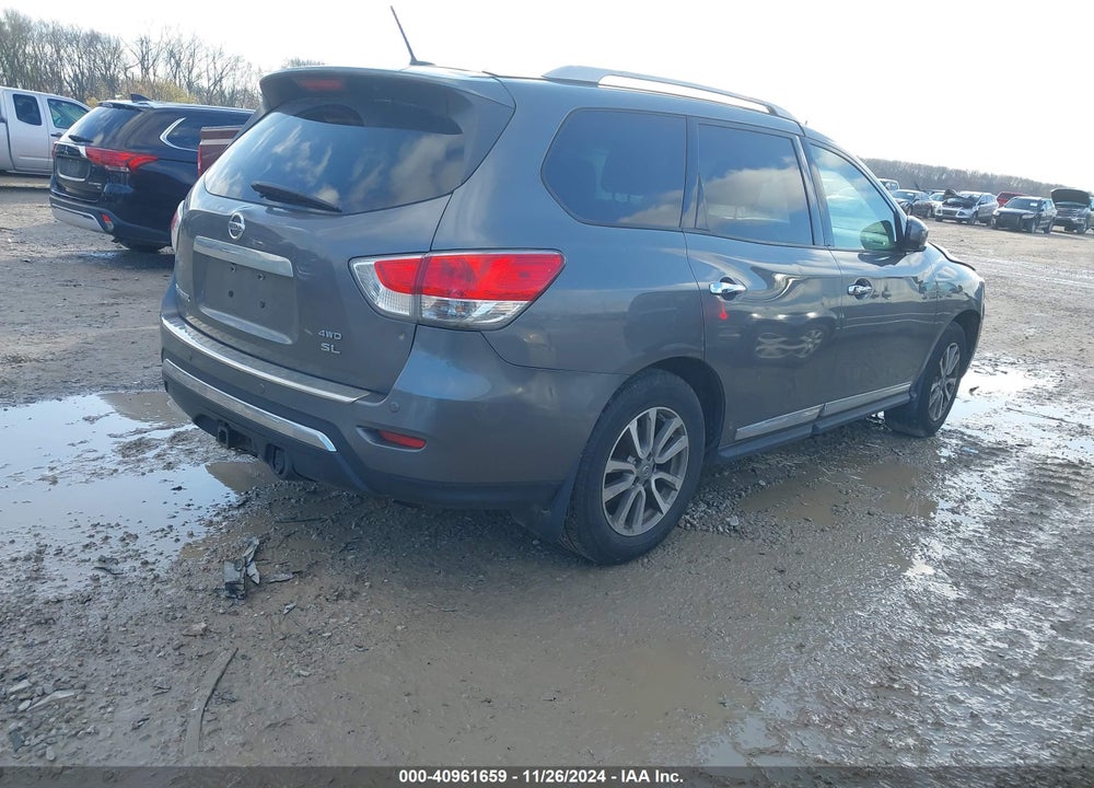 2015 NISSAN PATHFINDER SL VIN: 5N1AR2MM4FC616533
