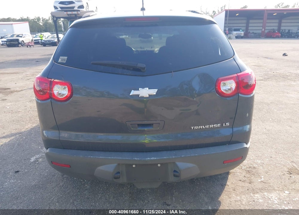 2012 CHEVROLET TRAVERSE LS VIN: 1GNKRFED6CJ301911