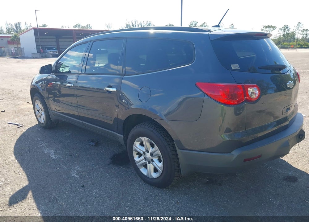 2012 CHEVROLET TRAVERSE LS VIN: 1GNKRFED6CJ301911