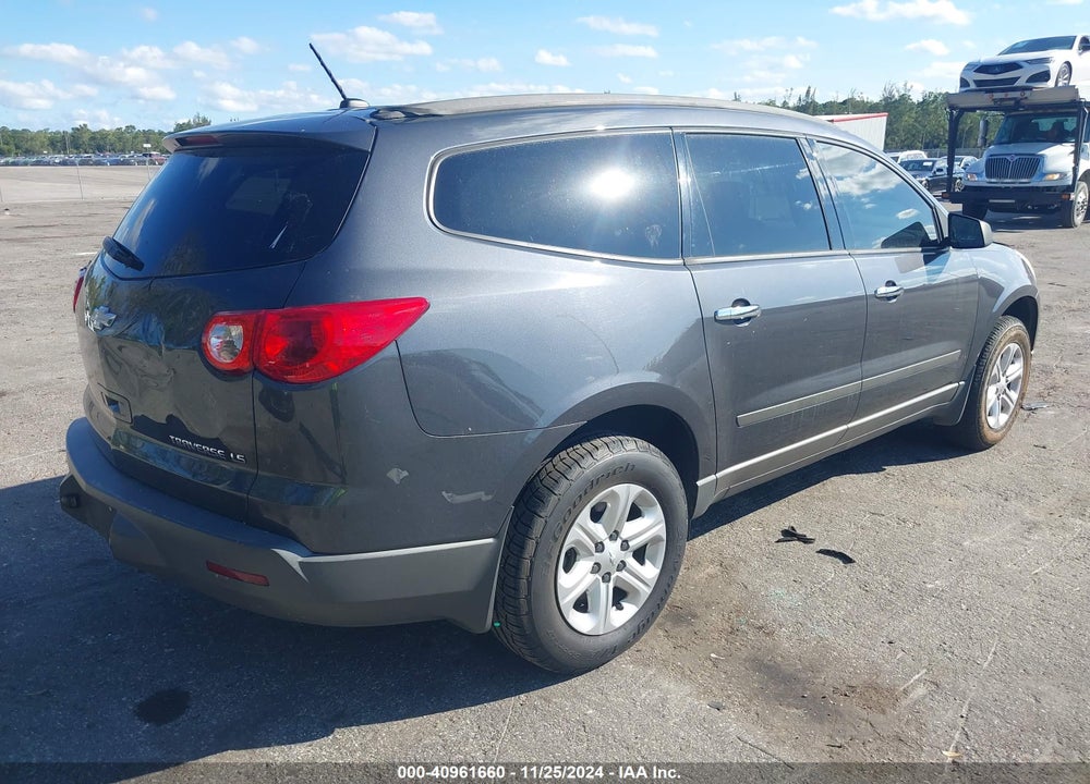 2012 CHEVROLET TRAVERSE LS VIN: 1GNKRFED6CJ301911