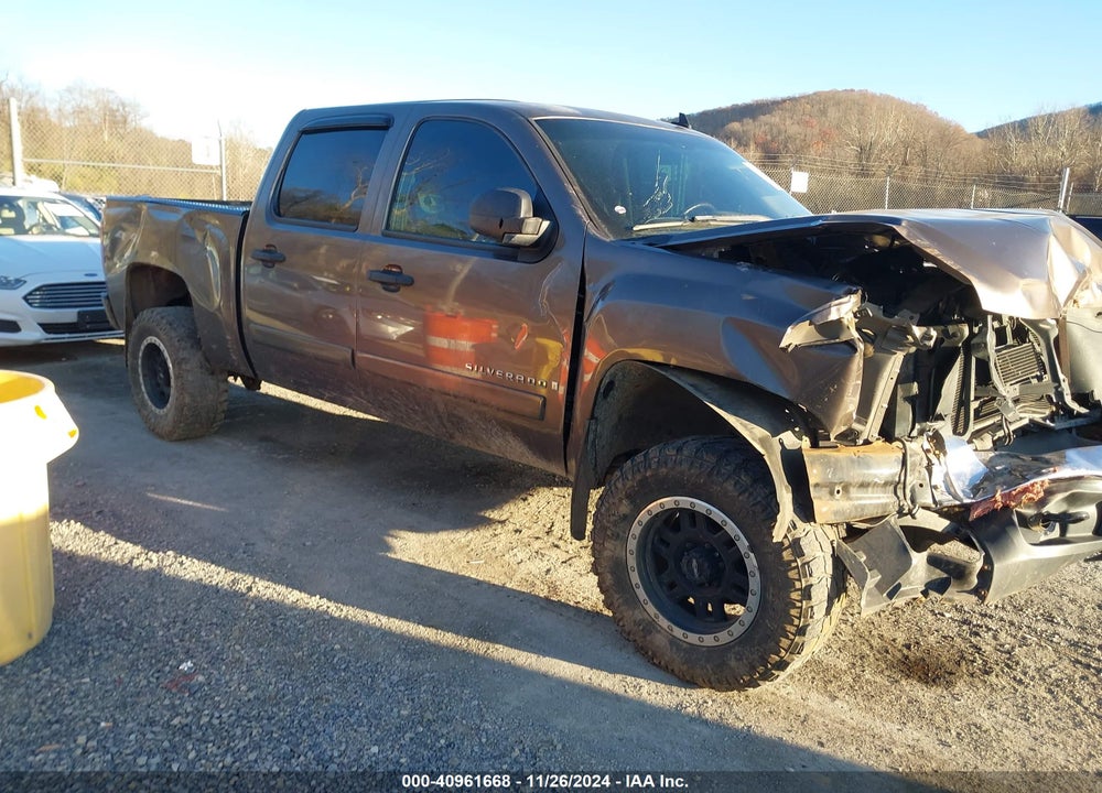 2008 CHEVROLET SILVERADO 1500 LT1 VIN: 2GCEK13J281283219