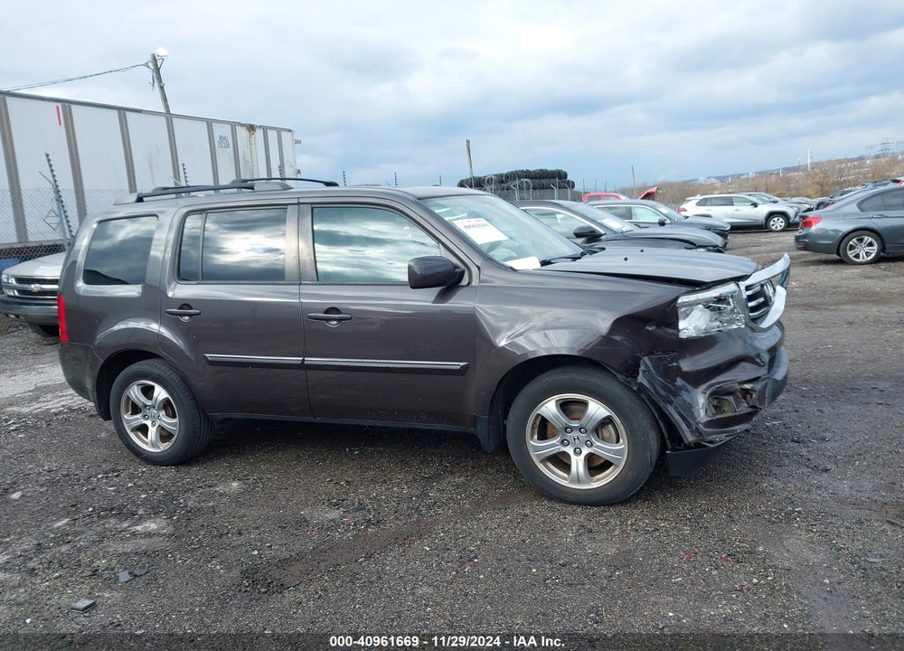 2015 HONDA PILOT EX-L VIN: 5FNYF4H60FB032037