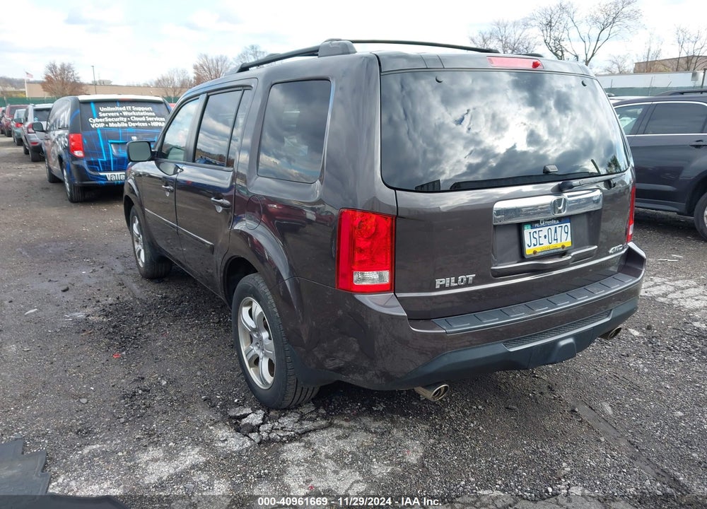 2015 HONDA PILOT EX-L VIN: 5FNYF4H60FB032037