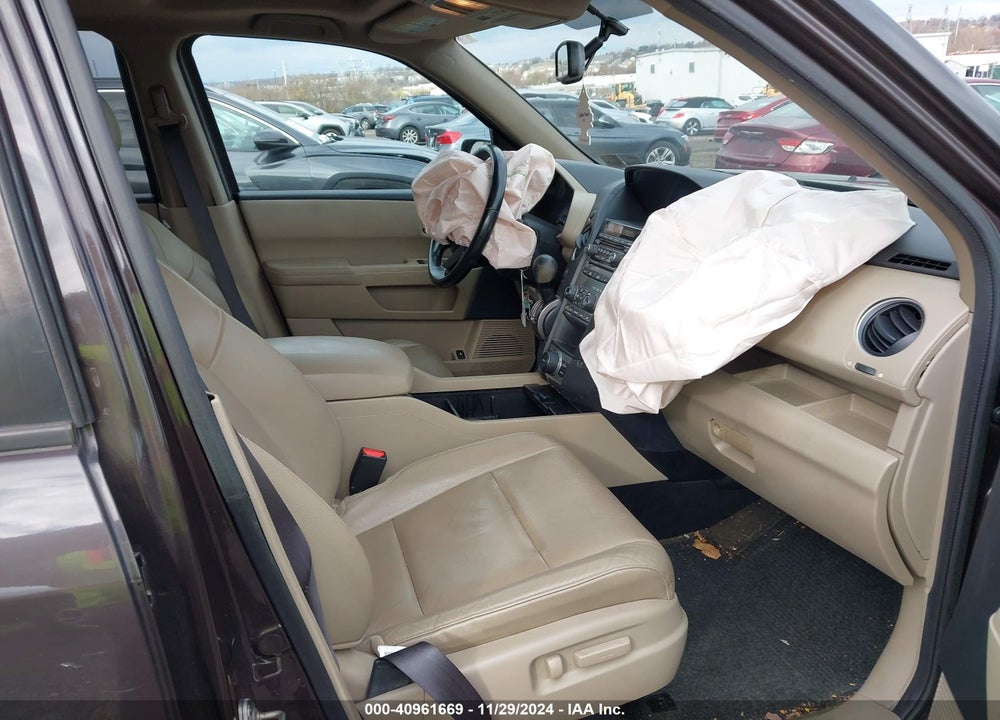 2015 HONDA PILOT EX-L VIN: 5FNYF4H60FB032037