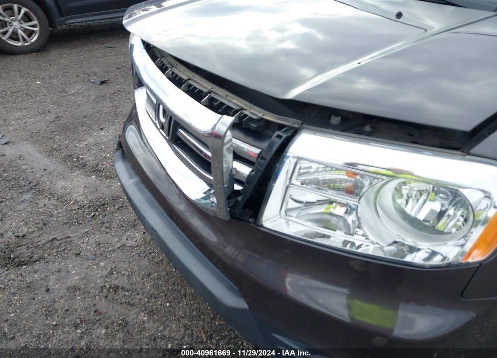 2015 HONDA PILOT EX-L VIN: 5FNYF4H60FB032037