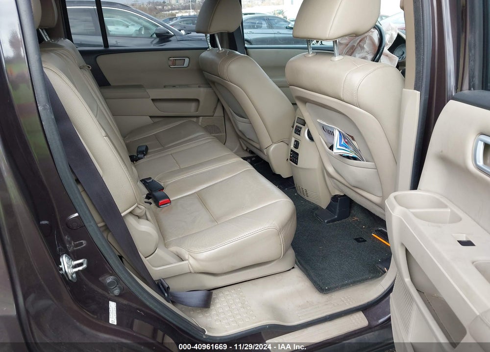 2015 HONDA PILOT EX-L VIN: 5FNYF4H60FB032037