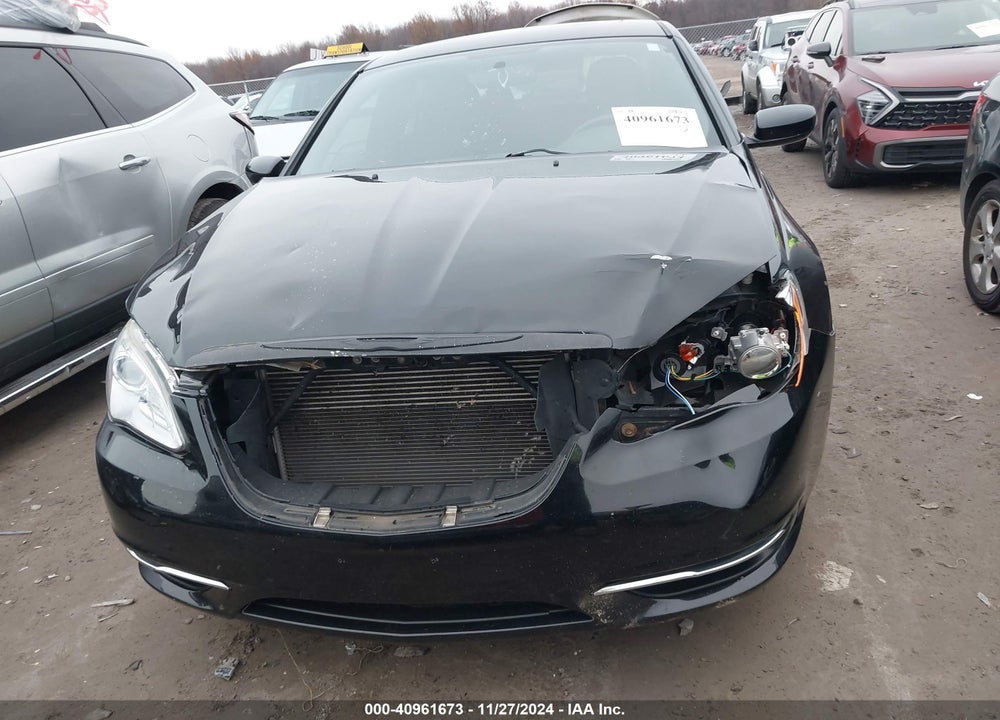 2011 CHRYSLER 200 TOURING VIN: 1C3BC1FB4BN613795