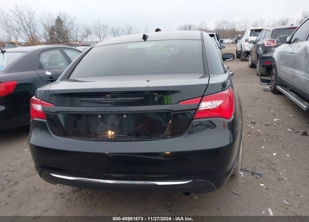 2011 CHRYSLER 200 TOURING VIN: 1C3BC1FB4BN613795