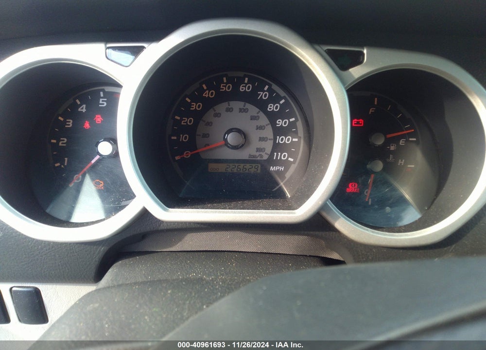 2005 TOYOTA 4RUNNER SR5 V6 VIN: JTEBU14R750064793