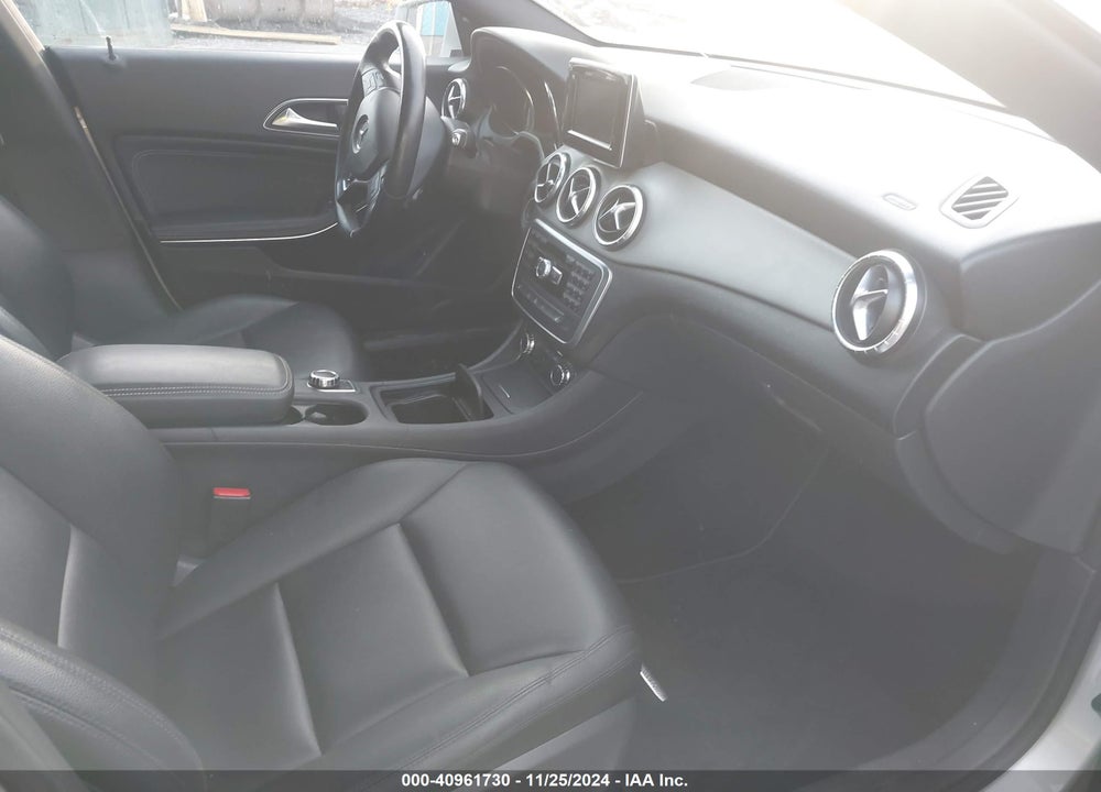 2014 MERCEDES-BENZ CLA 250 VIN: WDDSJ4EB6EN055947