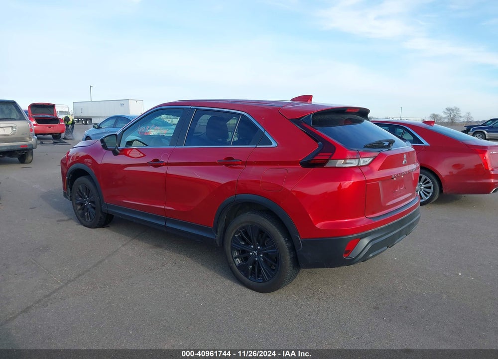 2022 MITSUBISHI ECLIPSE CROSS LE VIN: JA4ATVAA4NZ057525